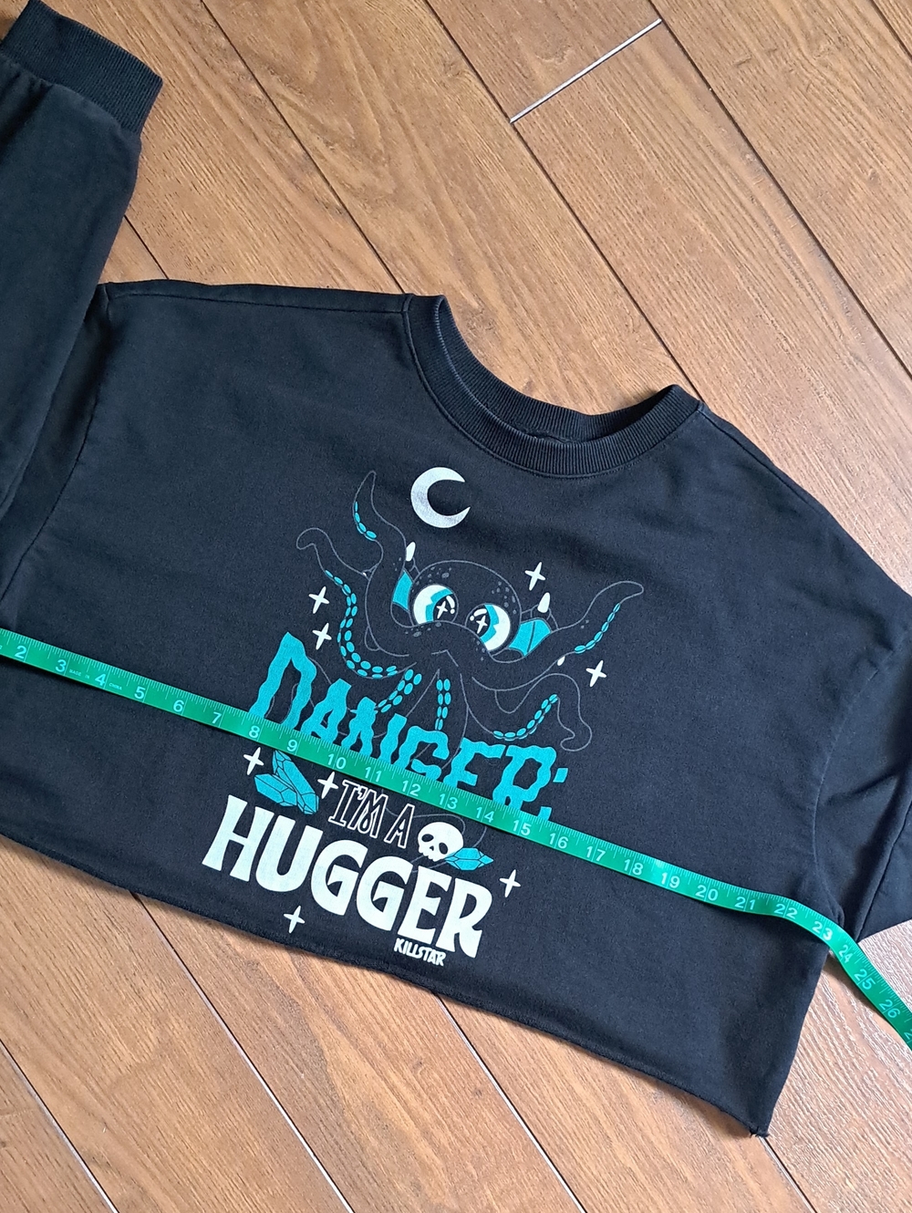 Killstar Danger I'm A Hugger Cthulhu Crop Sweatshirt XS Black Goth EUC - Picture 8 of 10